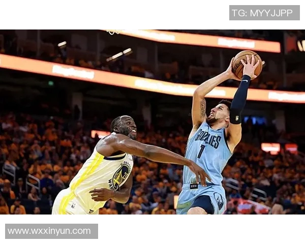 灰熊队新人闪耀赛场，带领球队取得胜利